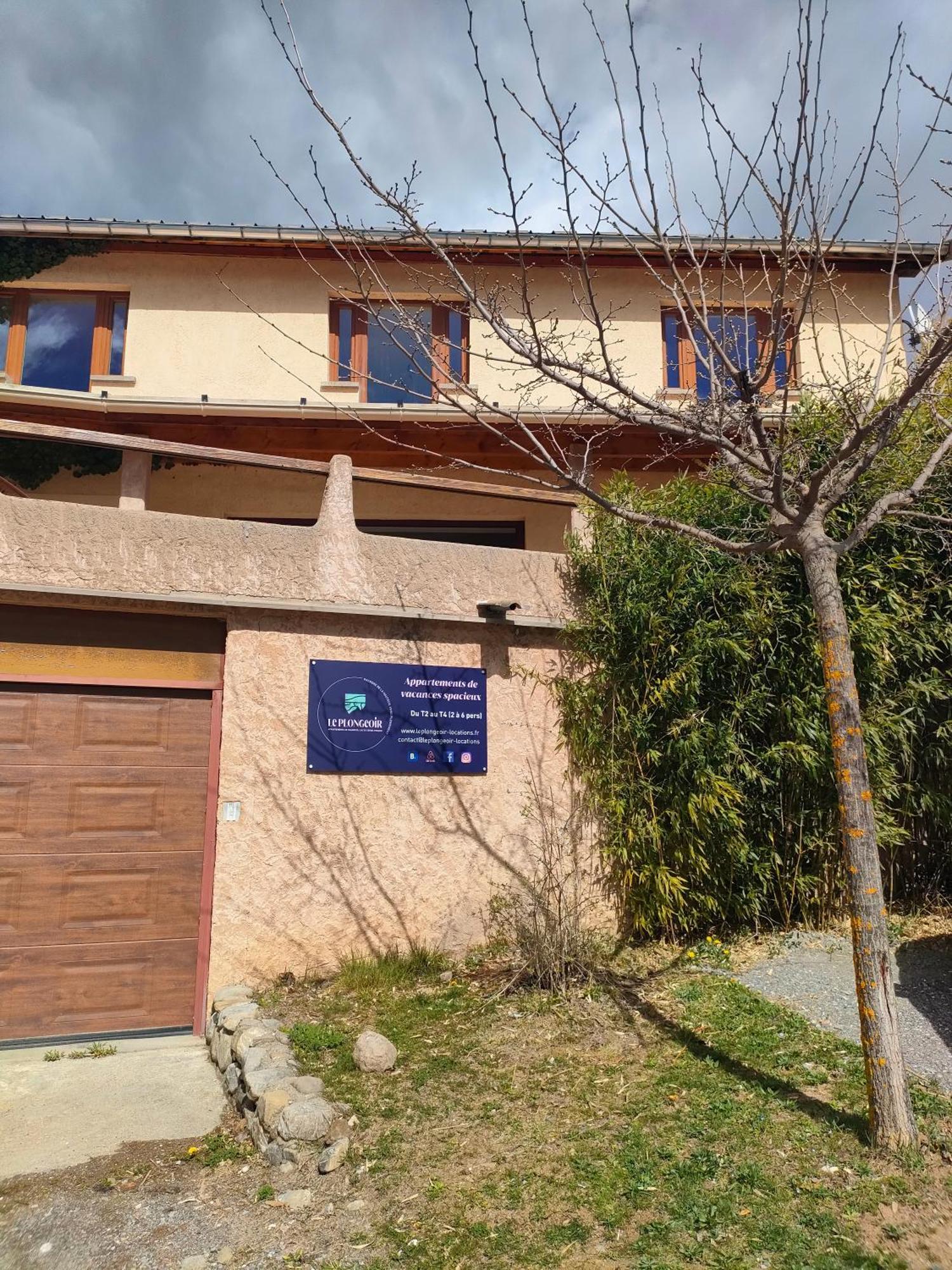 Le Cosy Du Plongeoir - T2 Neuf Avec Vue Sur Le Lac De Serre Poncon Et Grande Terrasse Avec Jardin Савин Екстериор снимка